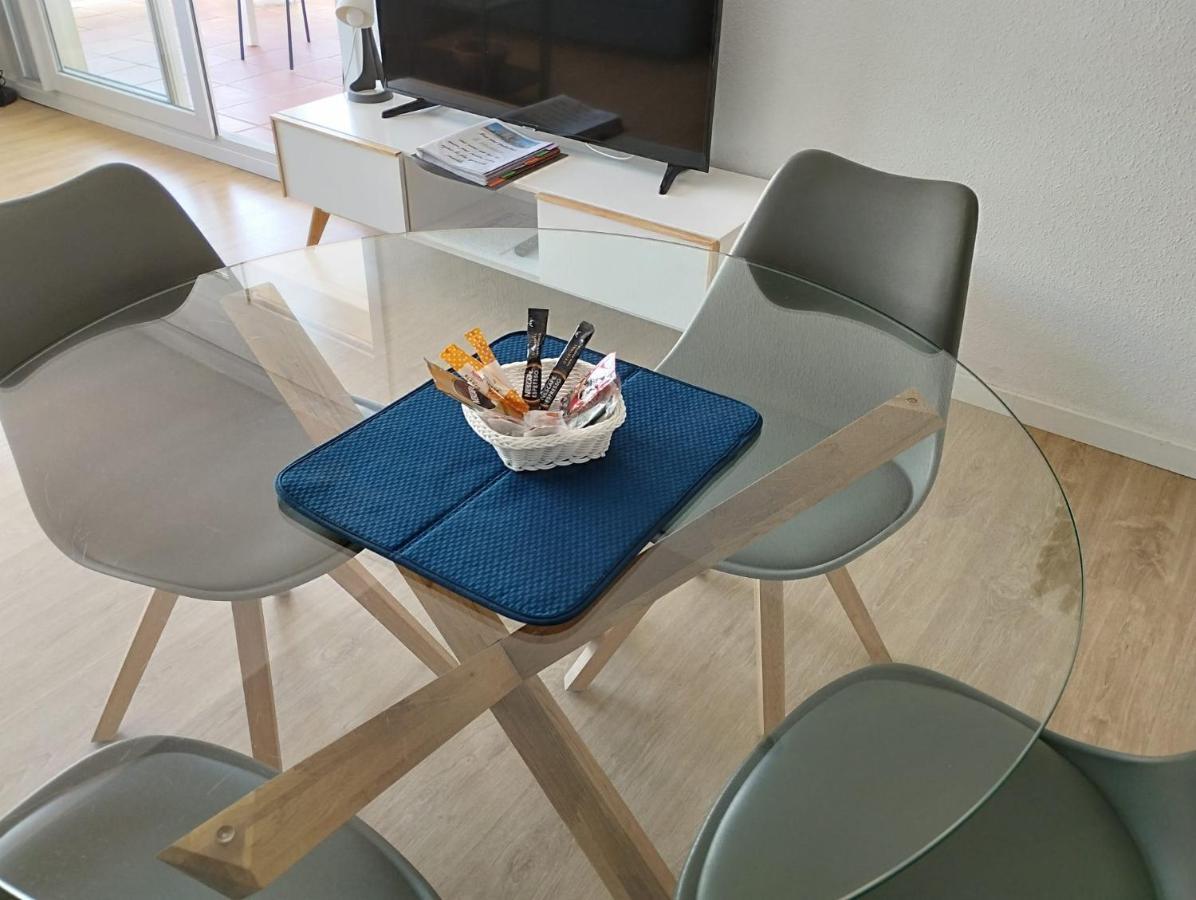 Apartment Atico Terrace: Mountain & Marina Views With Pool Roses
