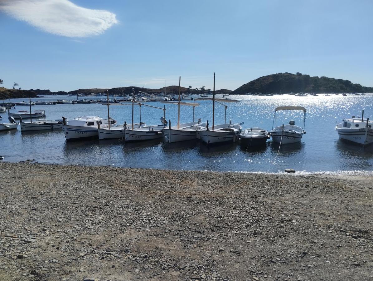 Atico Terrace: Mountain & Marina Views With Pool * Roses